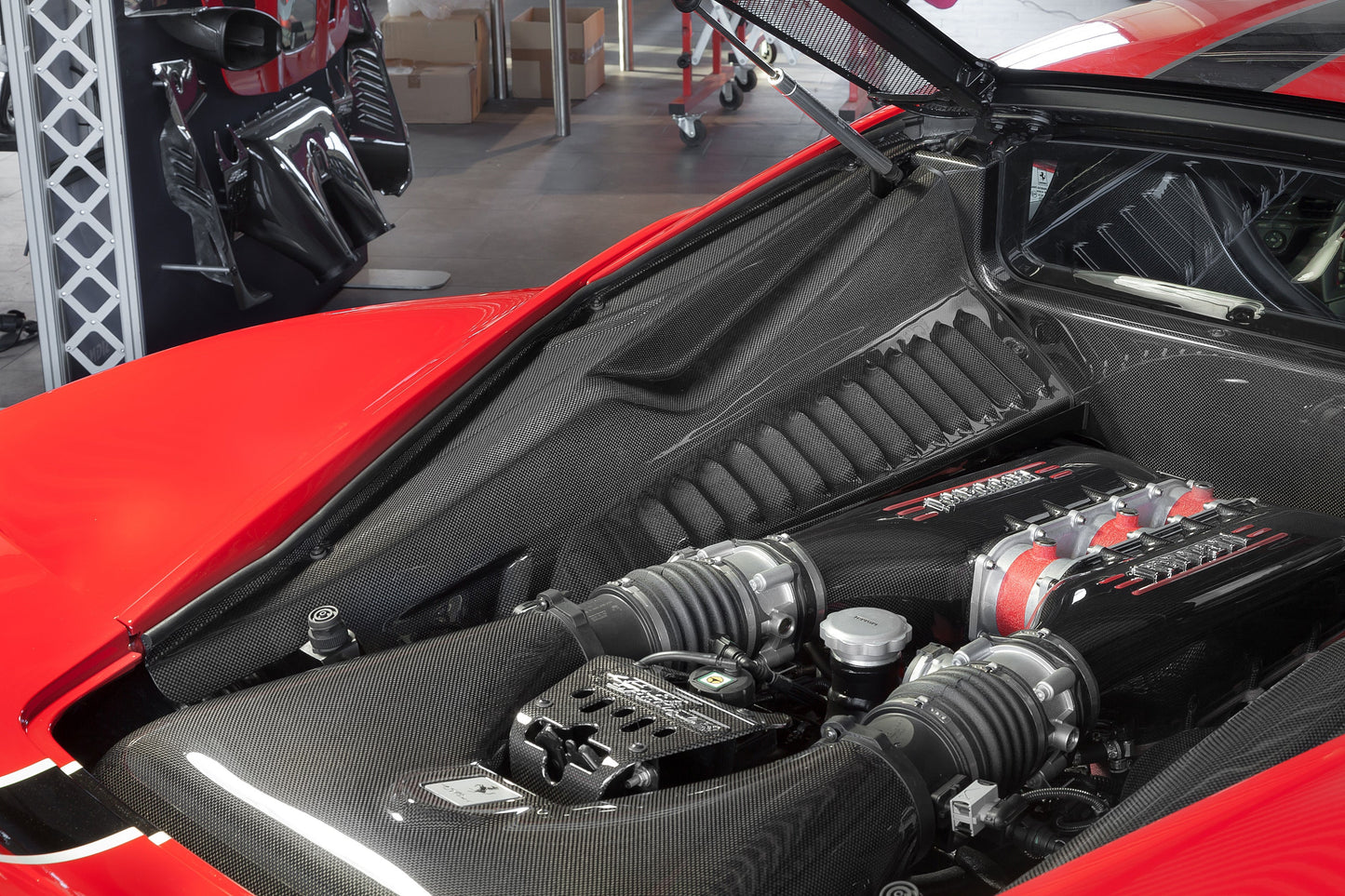 Capristo Ferrari 458 Italia - Carbon Fiber Lock Cover