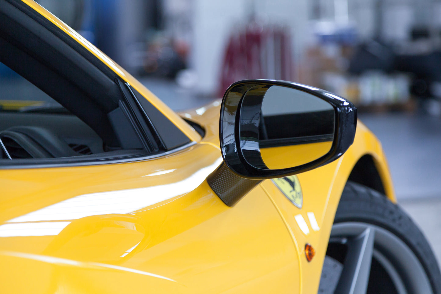 Capristo Ferrari 488/F8 - Carbon Fiber Mirrors