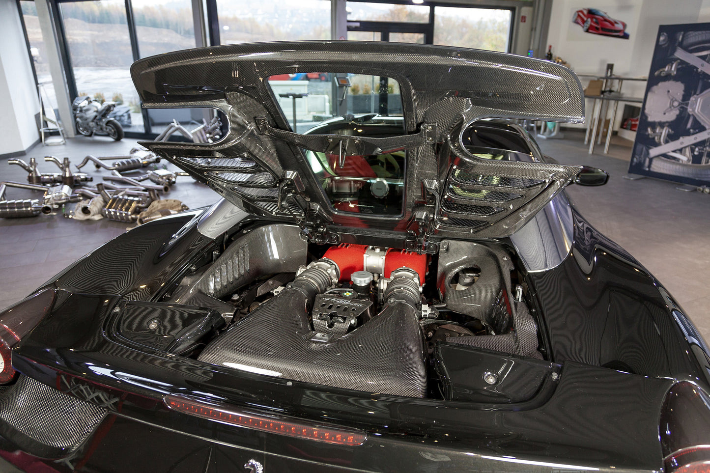 Capristo Ferrari 458 Spider - Carbon Fiber Lock Cover
