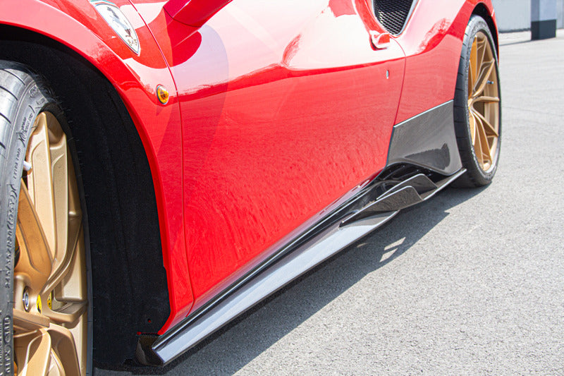 Capristo Ferrari 488/F8 - Carbon Fiber Side Skirts (With Wings)
