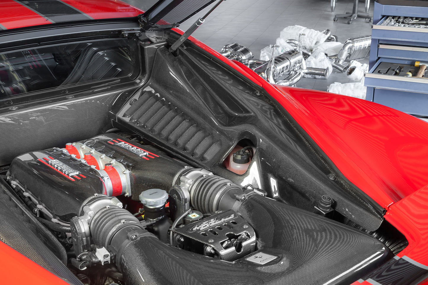 Capristo Ferrari 458 Italia - Carbon Fiber Lock Cover