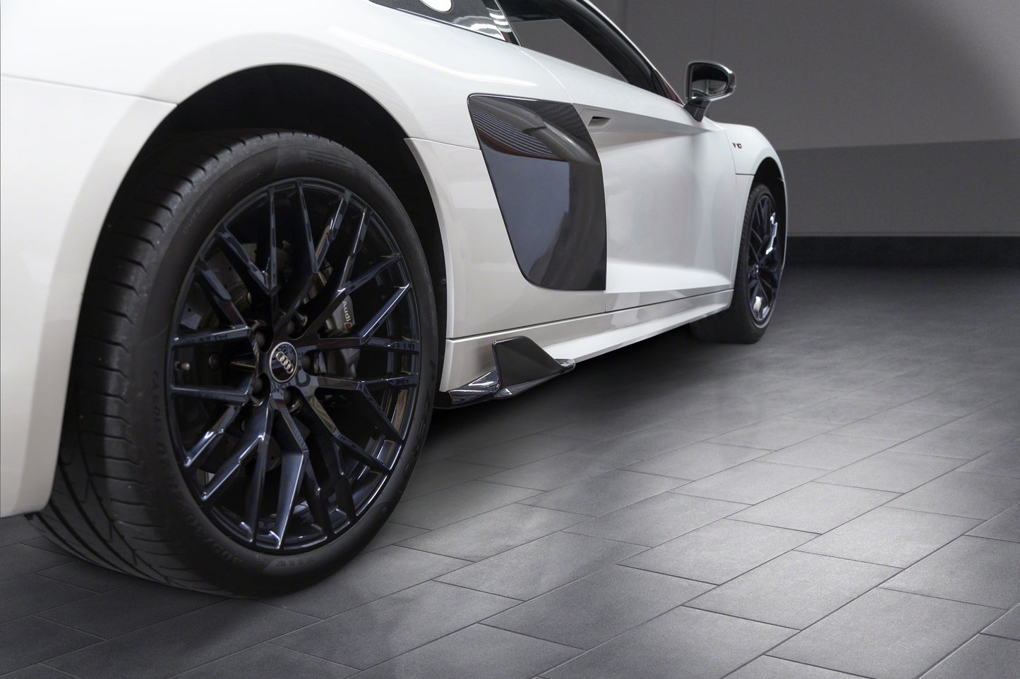 Capristo Audi R8 (Gen2) - Carbon Fiber Side Fins