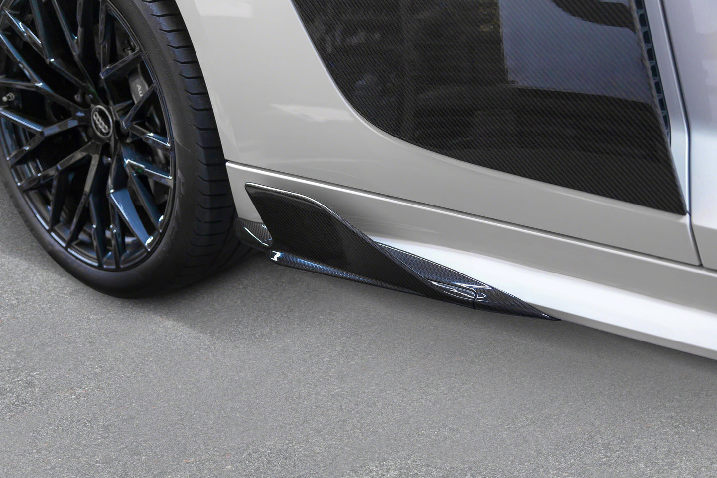 Capristo Audi R8 (Gen2) - Carbon Fiber Side Fins