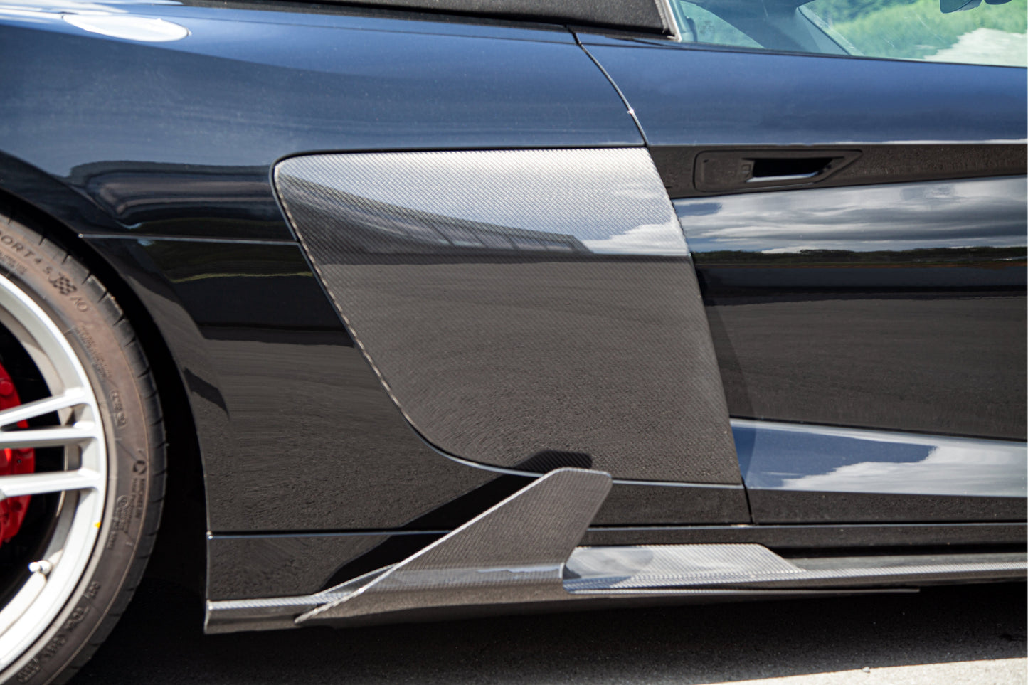 Capristo Audi R8 (Gen2) Facelift - Carbon Fiber Side Fins