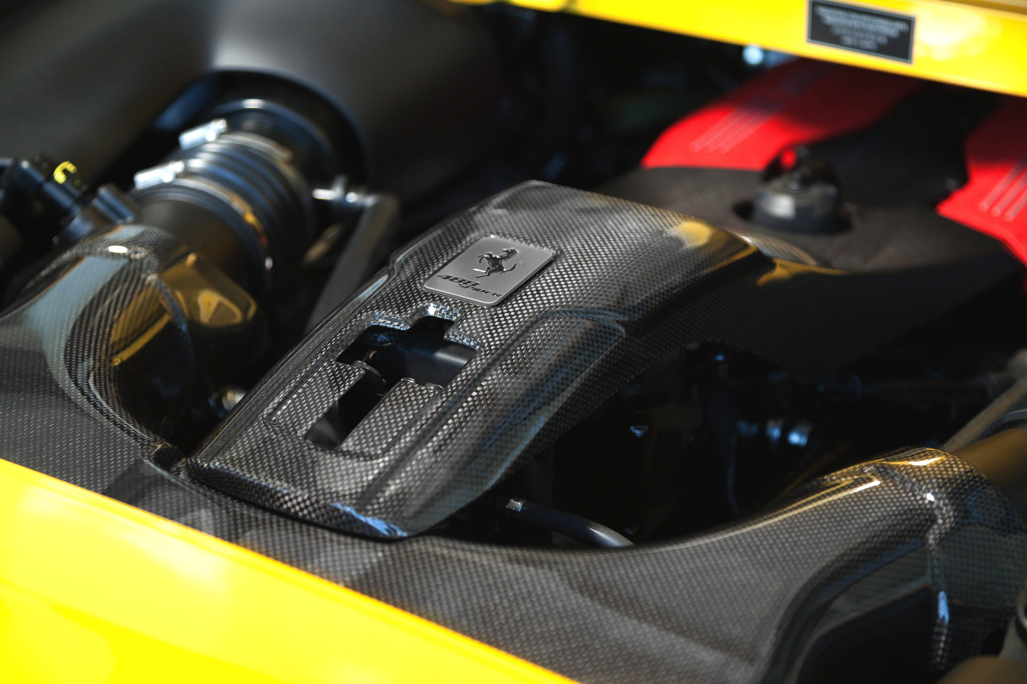 Capristo Ferrari 488/F8 - Carbon Fiber Lock Cover