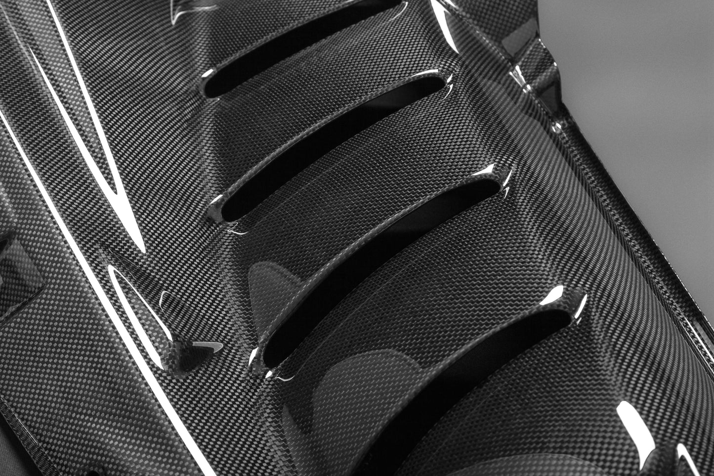 Capristo Ferrari 488 GTB/Pista - Carbon Fiber Engine Side Covers