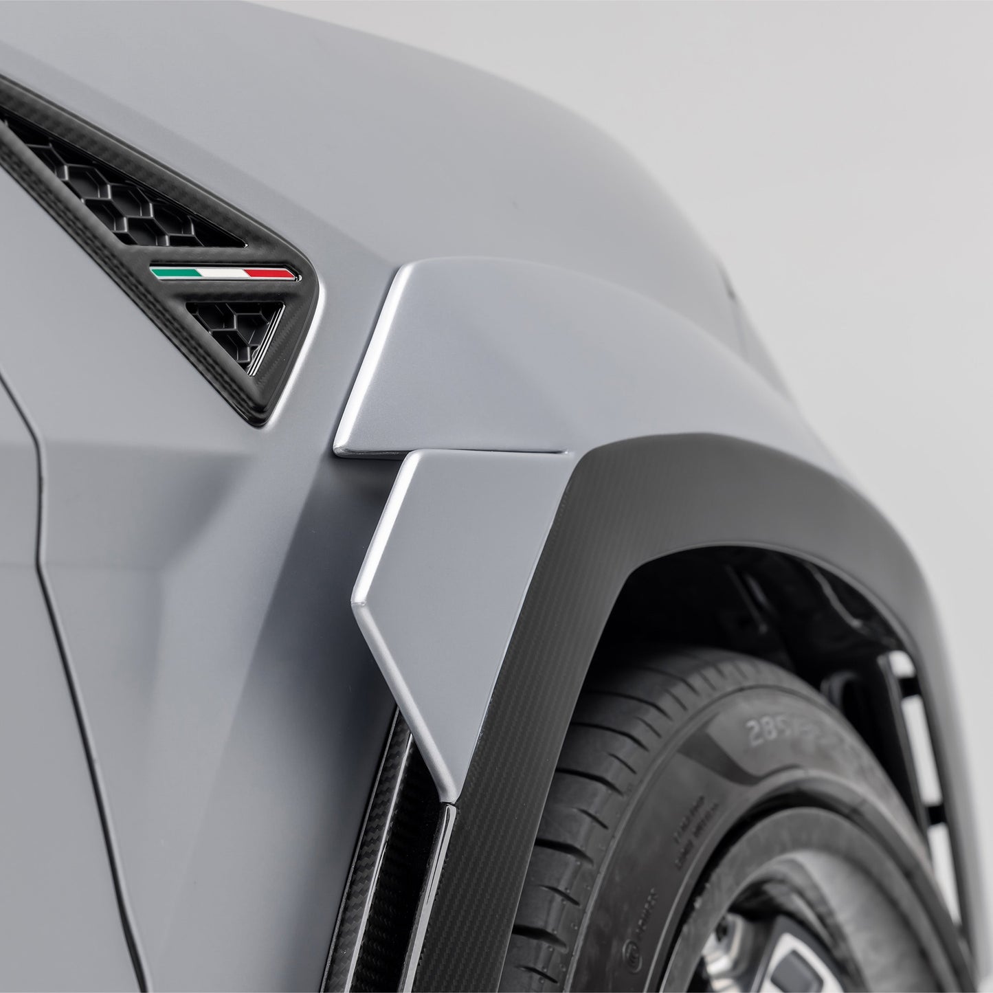 Vorsteiner Lamborghini Urus Performante Edizione Aero Fender Flares (Not Compatible if Canards 2027LOV are selected)