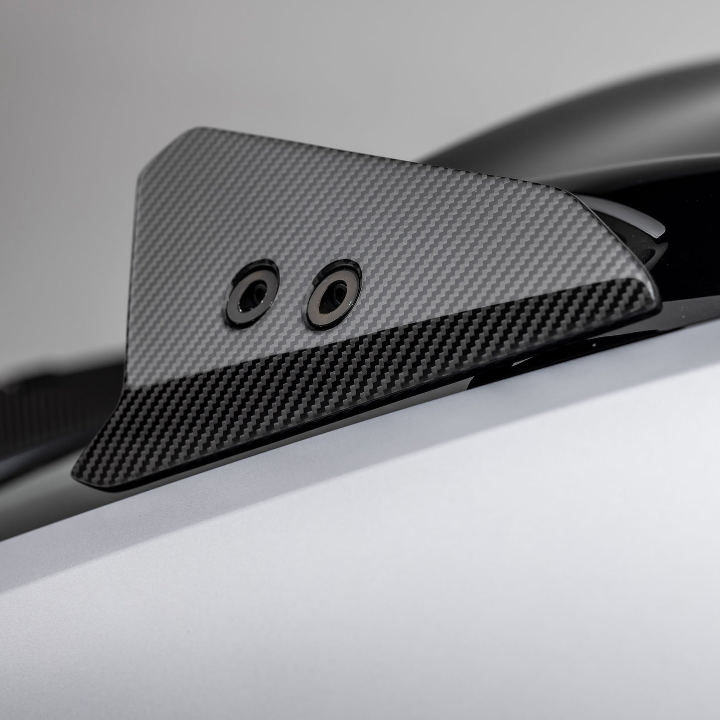 Vorsteiner Lamborghini Urus Performante Edizione Aero Roof Spoiler End Caps