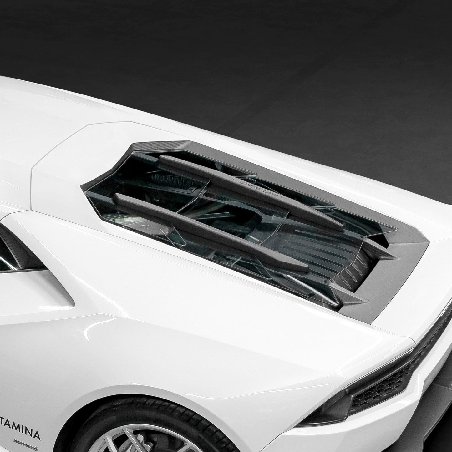 Capristo Lamborghini Huracan - Carbon Fiber + Glass Bonnet (No Scoops)