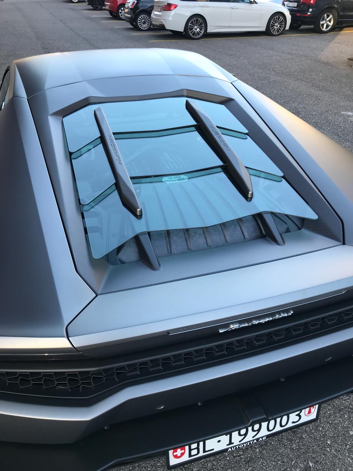 Capristo Lamborghini Huracan - Carbon Fiber + Glass Bonnet (No Scoops)