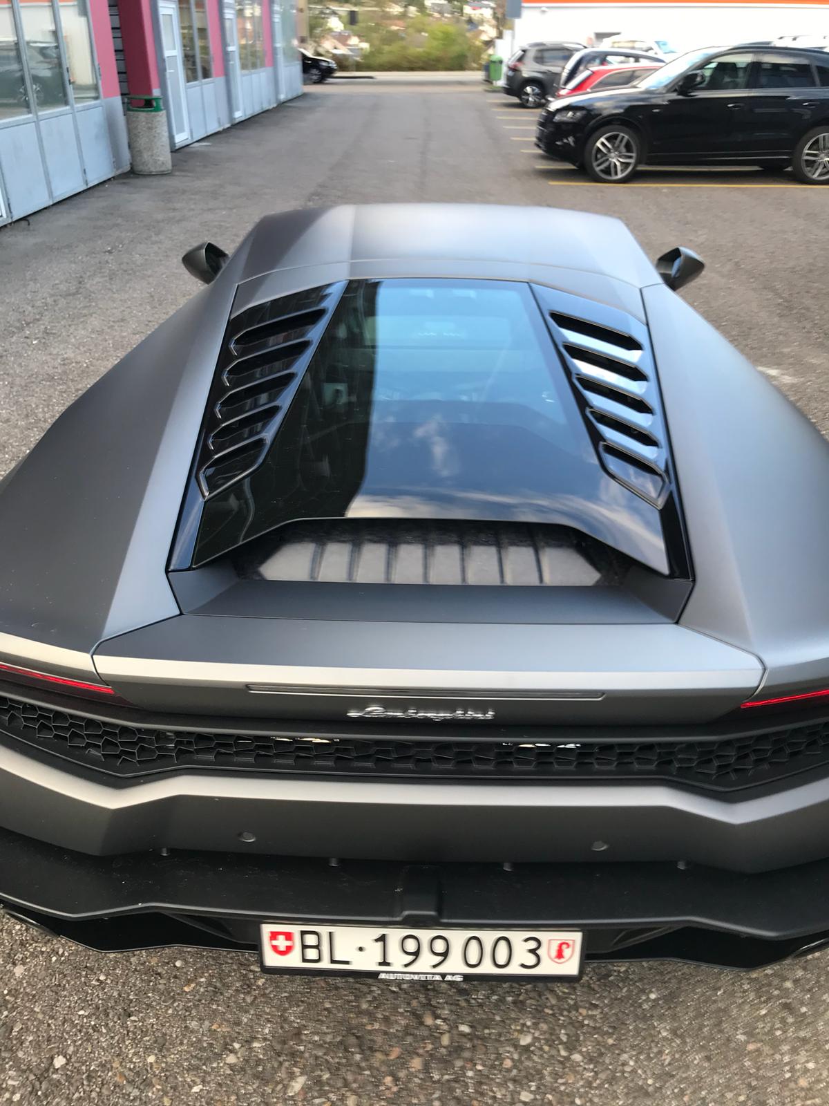 Capristo Lamborghini Huracan - Carbon Fiber + Glass Bonnet (No Scoops)