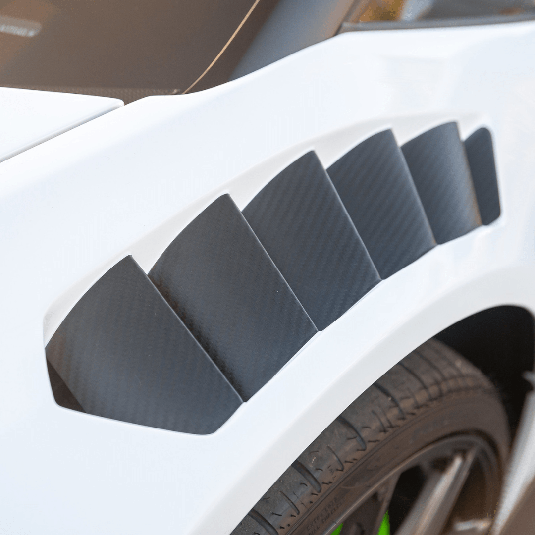 Vorsteiner Lamborghini Huracan Novara Edizione Aero Front Fenders w/Integrated Vents and Splash Shields (2x2 Gloss Carbon)