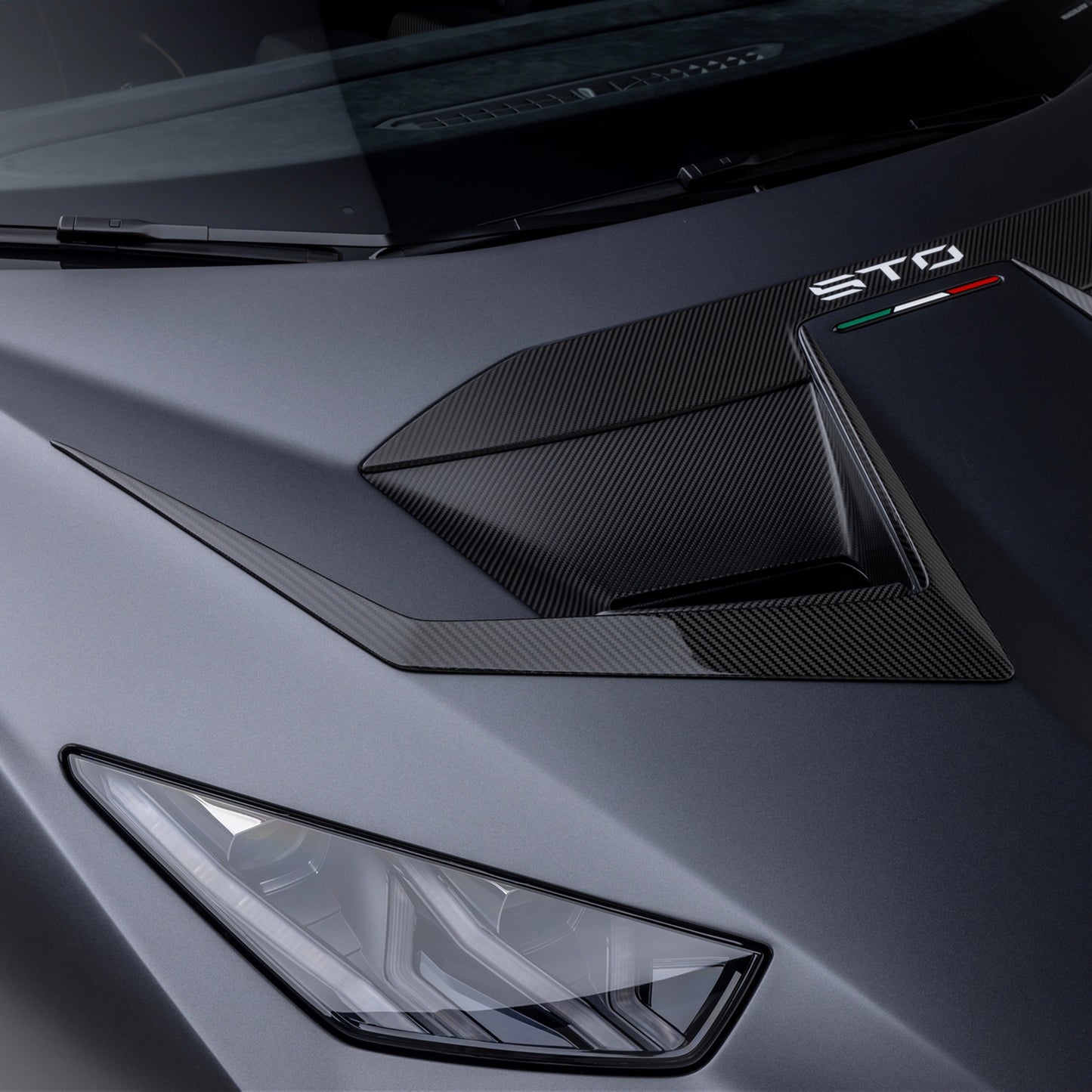 Vorsteiner Huracan STO Aero Hood Ducts Carbon Fiber