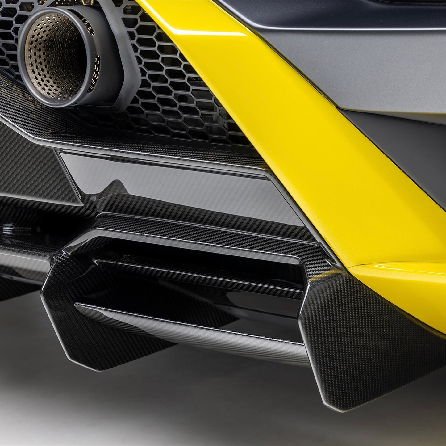 Vorsteiner Huracan STO Rear Diffuser Carbon Fiber