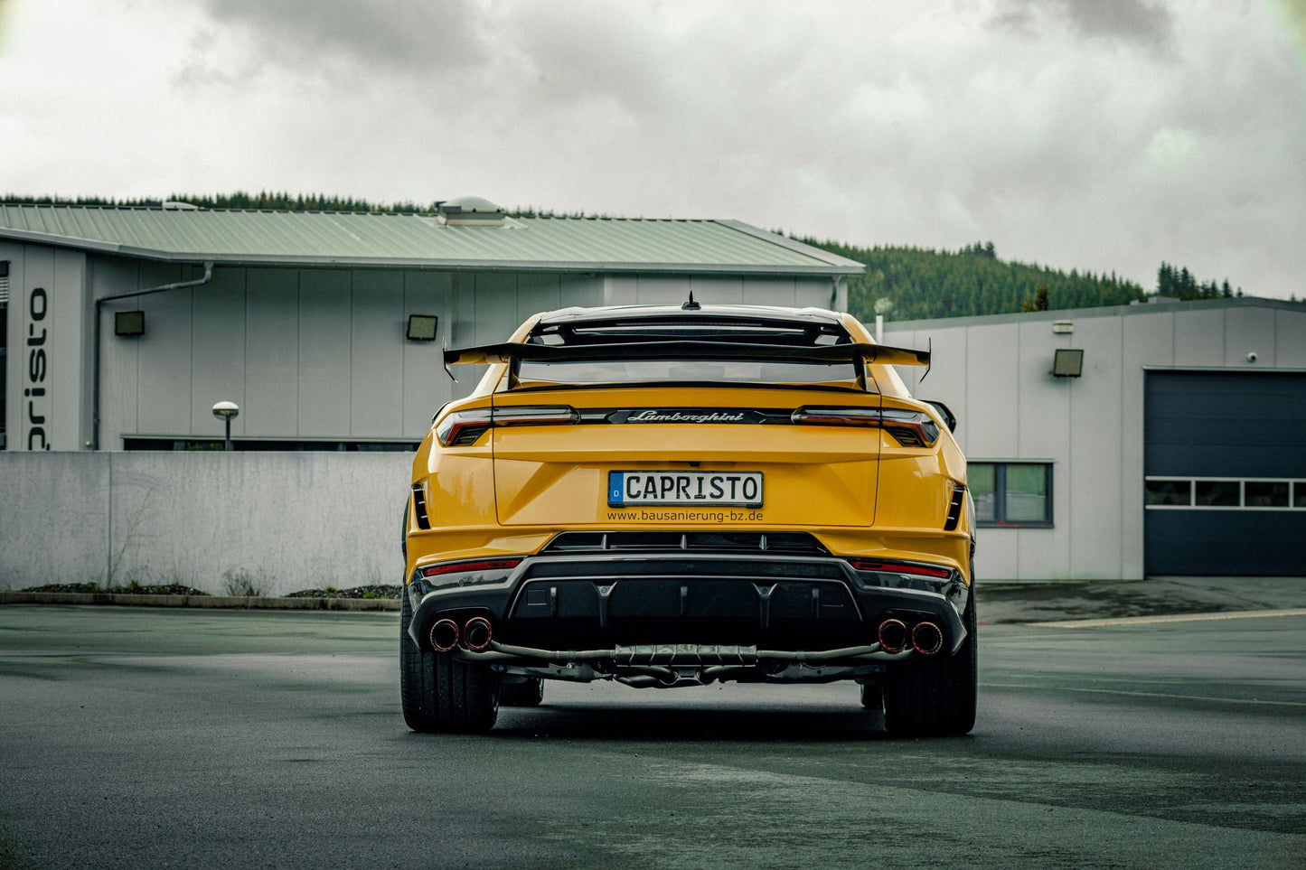 Capristo Lamborghini Urus Performante - Valved Exhaust, MidSilencer Spare + Wicrom "Performante" Tips (OE Actuators)