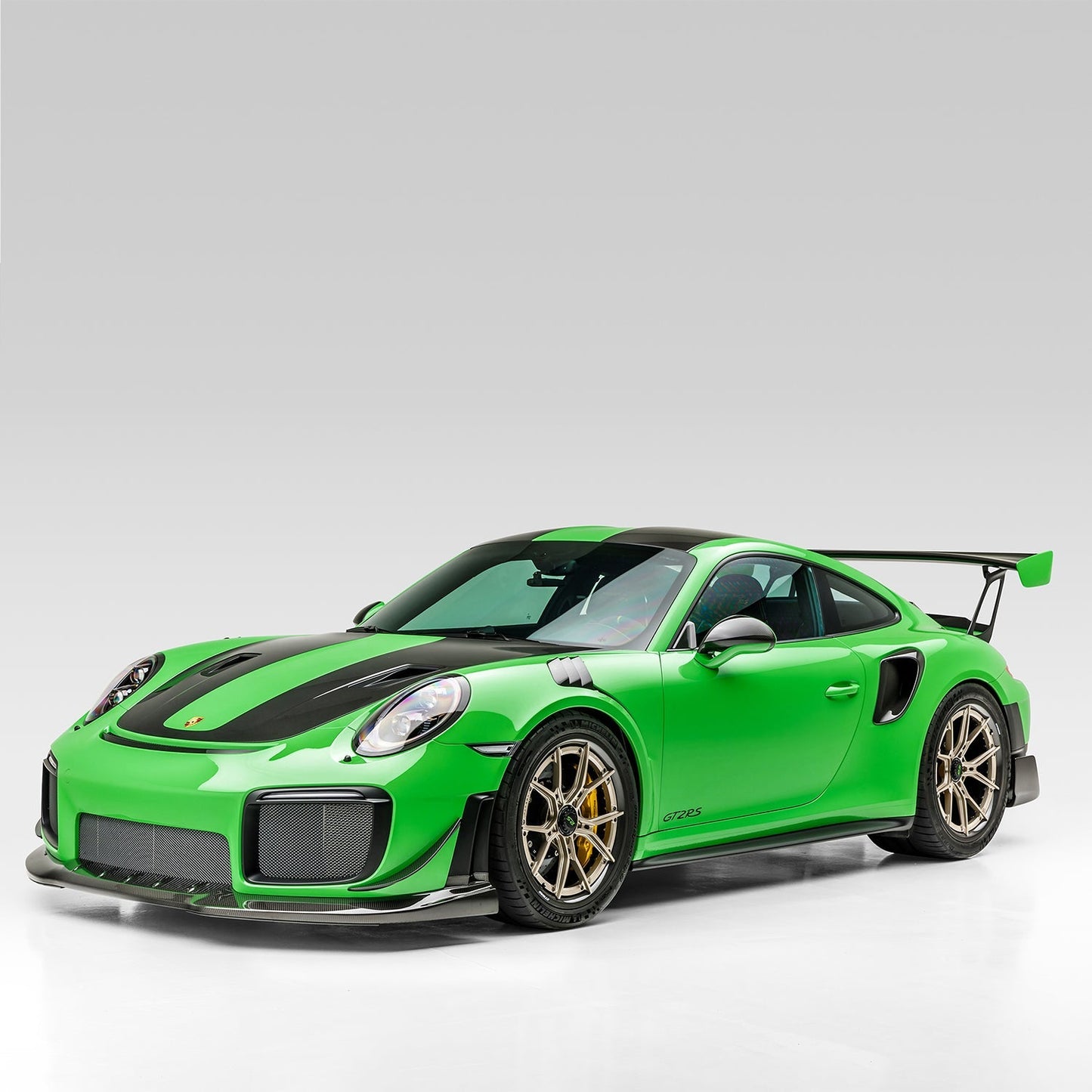Vorsteiner Porsche 991.2 GT2RS Extended Wing Risers