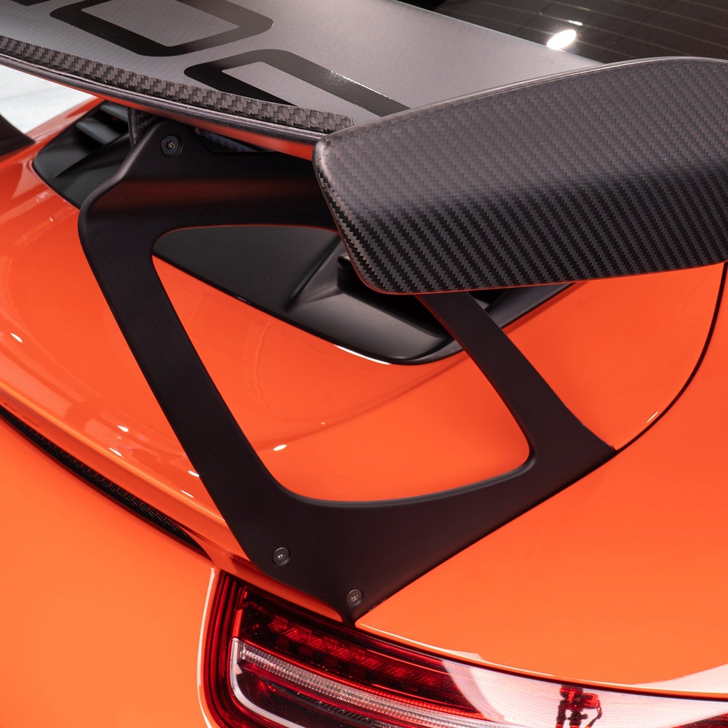 Vorsteiner Porsche 991.1 911 GT3RS Extended Wing Risers
