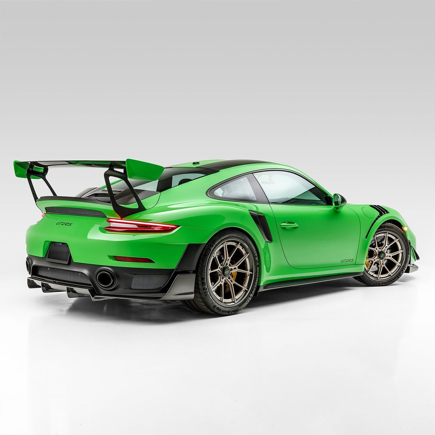 Vorsteiner Porsche 991.2 911 GT2RS Aero Front Canards