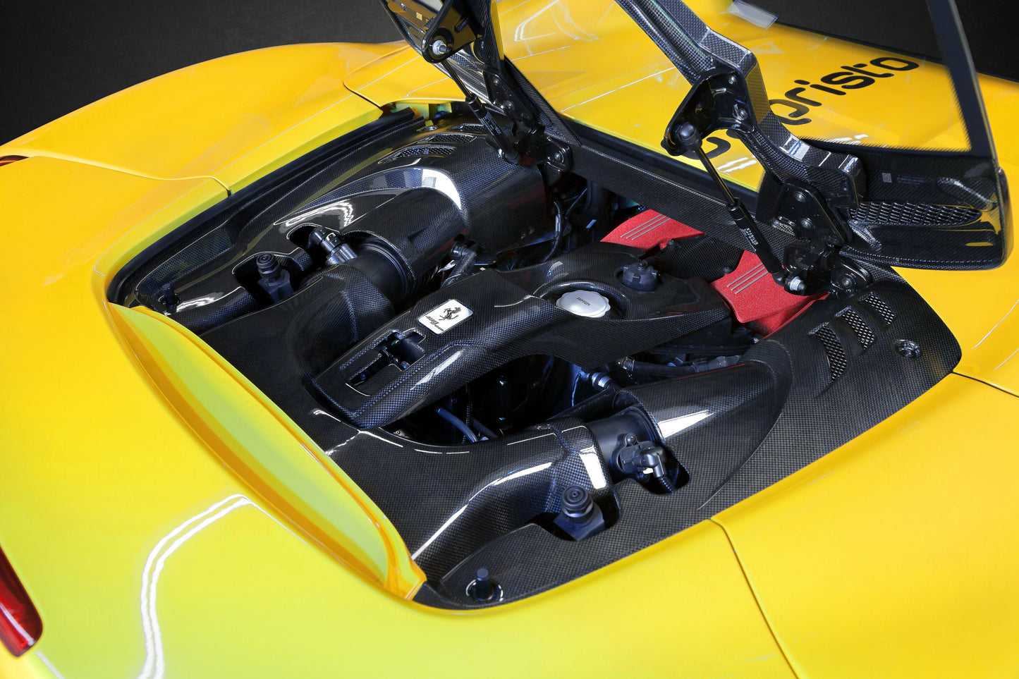 Capristo Ferrari 488 GTS / Pista Spider - Carbon Fiber Engine Side Covers