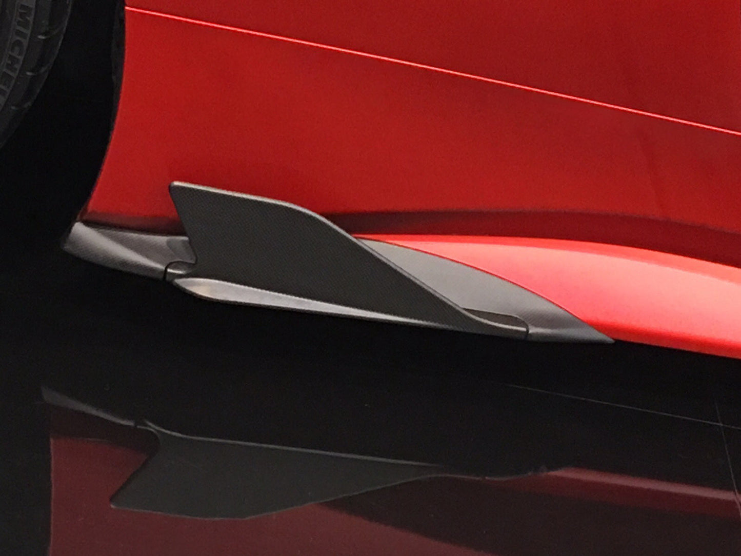 Capristo Ferrari 488 - Carbon Fiber Side Fins