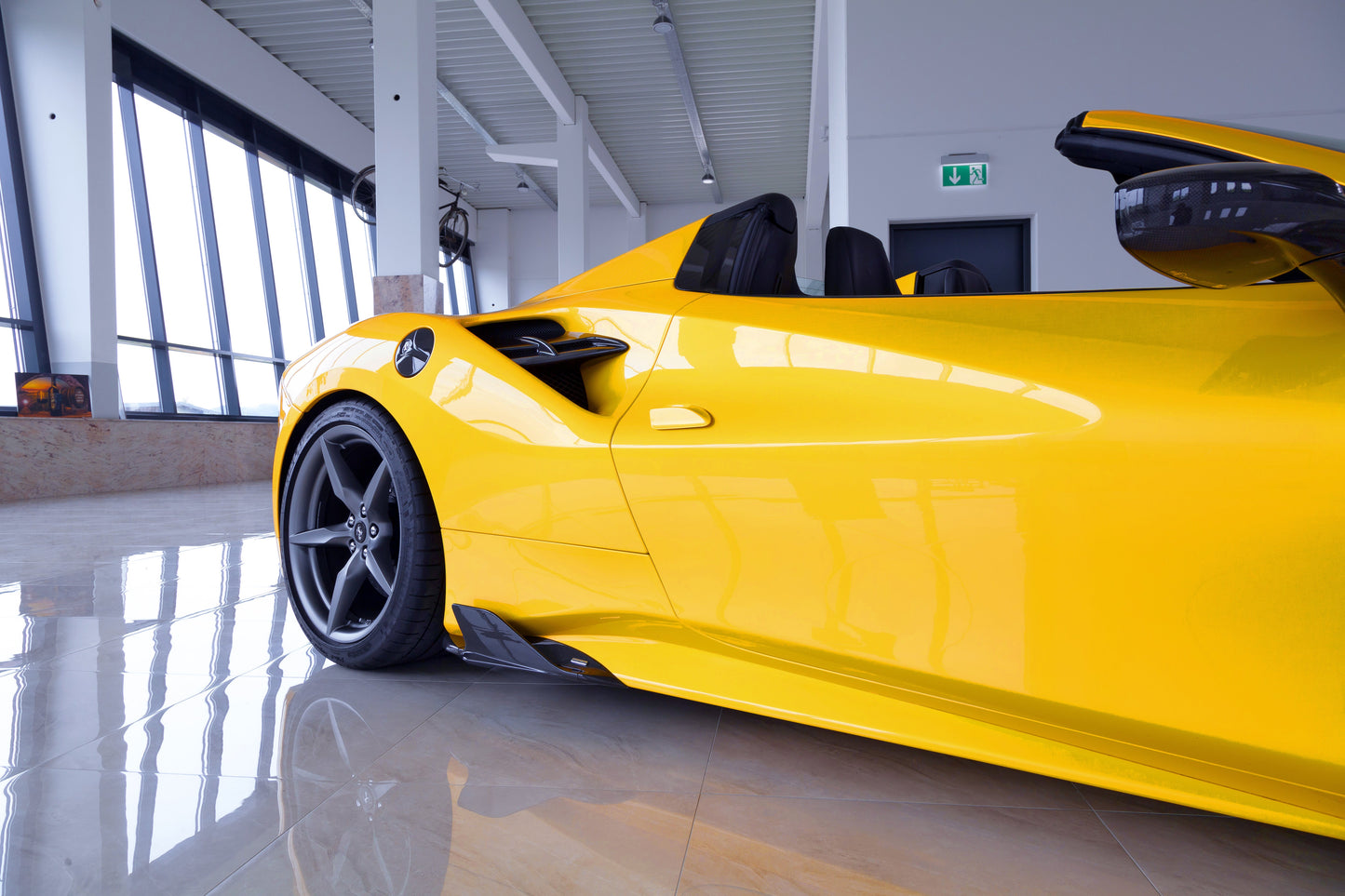 Capristo Ferrari 488 - Carbon Fiber Side Fins